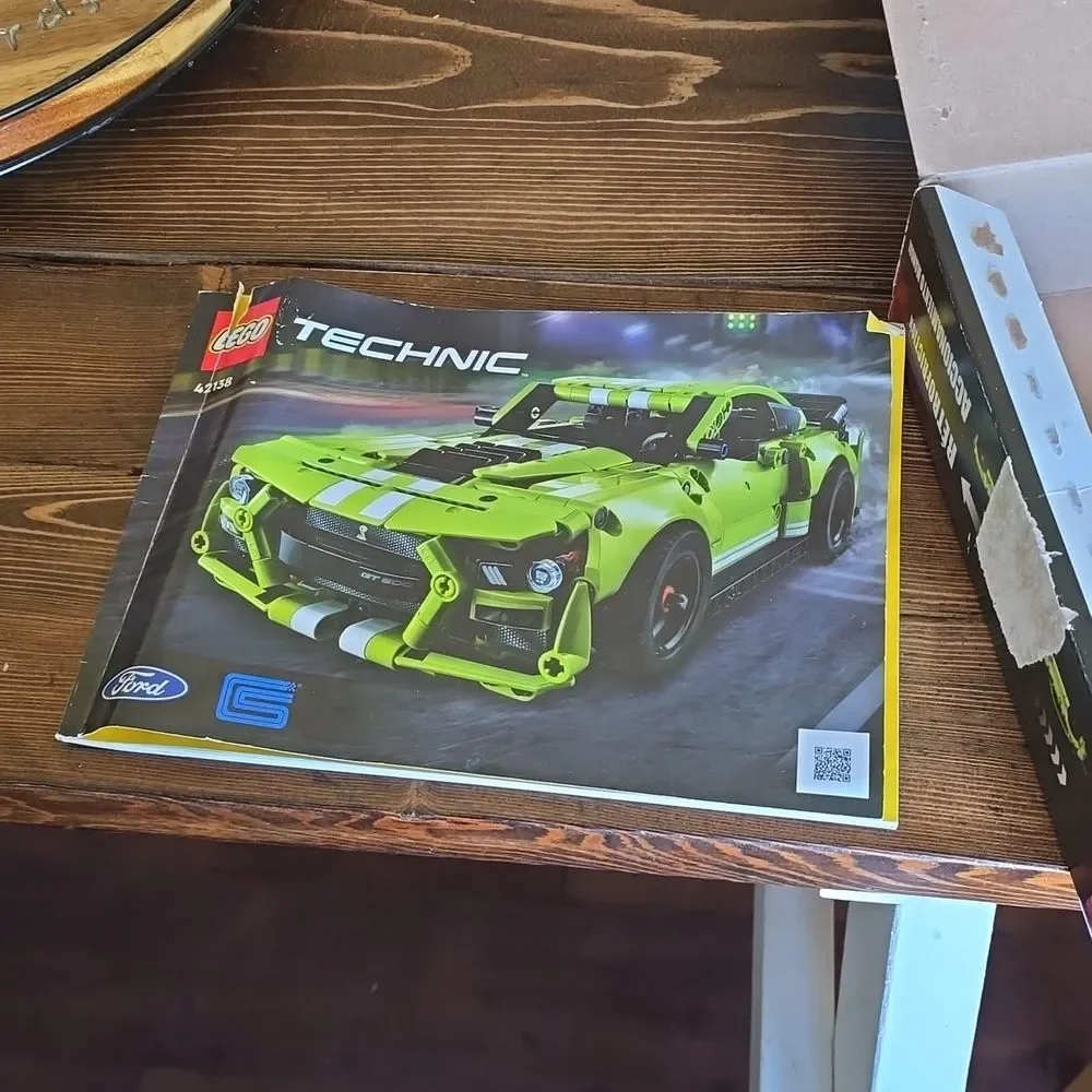 LEGO Ford Mustang Shelby GT500 – Boxed Set, Incomplete, Replacement Parts